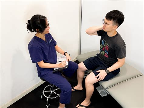 Chiropractor Vs. Physical Therapist: When? | Being Open-minded In Healing | Spinefit Chiro ...