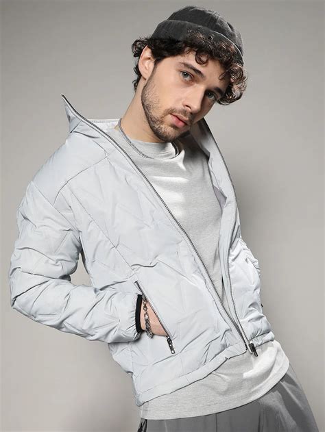₹2,399 | Campus Sutra Men's Moon Grey Parachute Puffer Jacket - Campussutra