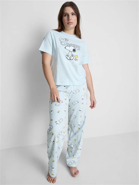 Womens Light Blue Peanuts Snoopy Graphic Pyjamas | Primark