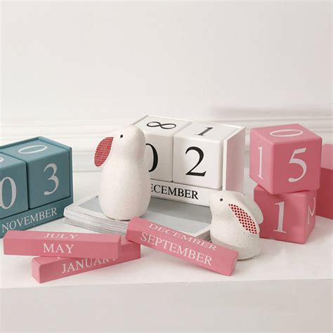 Pink Table Calendar Online - Premium Desk Organiser | Nestasia