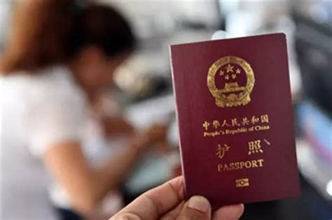 出入境签证还在有效期 但中国护照过期怎么办-中国网