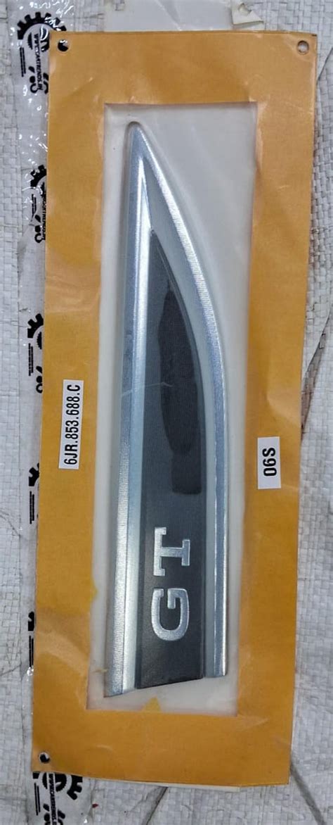 6JR853688CFOD - EMBLEM JETTA RH – CarTrends