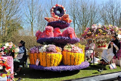 Spring Holiday 的图像结果