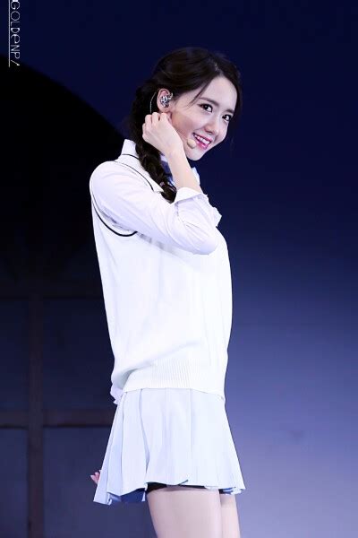 林允儿（Yoona），1990年5月30日出生于首尔… - 堆糖，美图壁纸兴趣社区