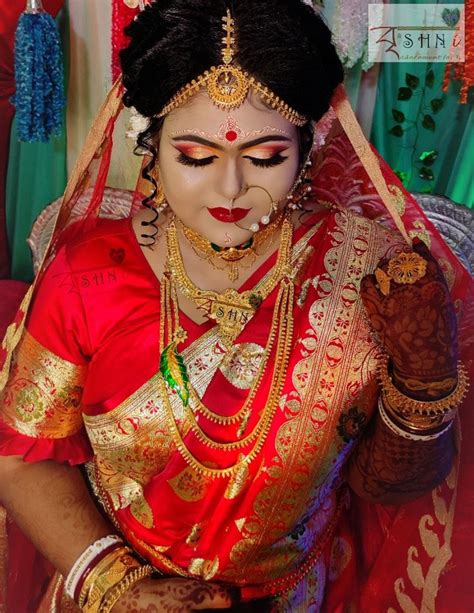 Gold plated Leaf Motif Lahara | Lohori Har With Green Minakari