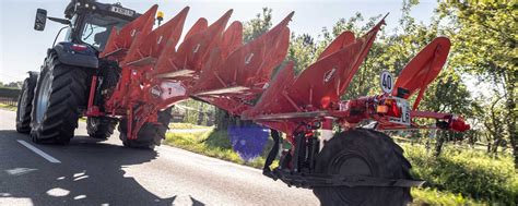 Kuhn: Neuer Pflug bis 240 PS – Option bringt diesen Vorteil auf der ...