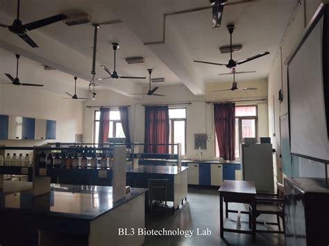 ACCREDITATION >> NAAC >> DVV - Kirori Mal College (University of Delhi)