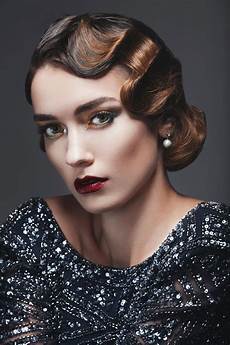 Retro Medium Hairstyles by Medium Hairstyles For Thick Hair 7 Hairstyles We Retro Medium Hairstyles