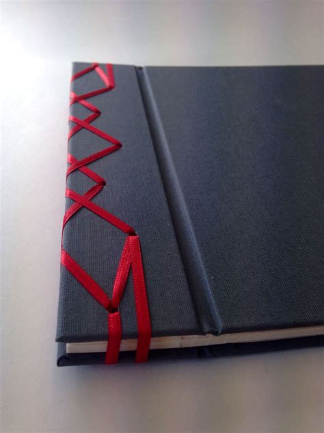 Photo album with Japanese stab binding | Buch binden, Bücher, Kreativ