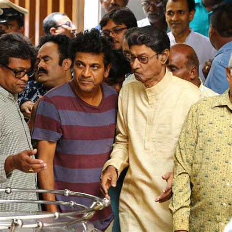 Parvathamma Rajkumar's funeral- The Etimes Photogallery Page 9