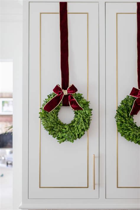 5 Top Picks for Wreaths on Kitchen Cabinets | BlueGrayGal