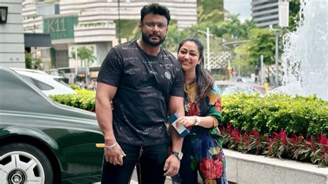 11:11 in Instagram bio – Special message from Vijayalakshmi Darshan!