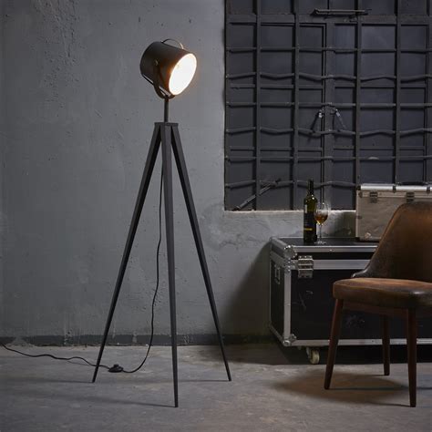 Buy Versanora-Artiste 158cm Metal Retro Tripod Studio Floor Lamp with 3 ...