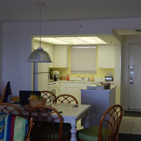 ABACO BEACH VILLAS (Fort Myers Beach) - Hotel Reviews & Photos ...