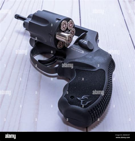 Taurus 38 Snub Nose Revolver