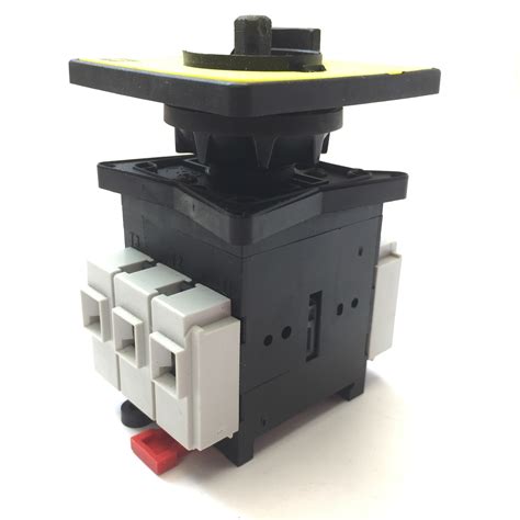 Telemecanique V2 Rotary Disconnect Switch, 3-Pole, | Ubuy India