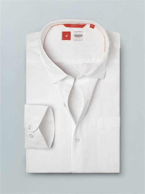 INVICTUS Men White Slim Fit Casual Shirt - Price History