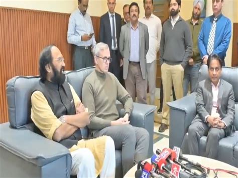 Telangana Minister Uttam Kumar Reddy invites JK CM Omar Abdullah to ...