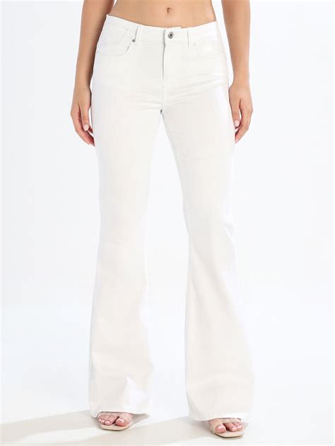 Flared Jeans for Women Online | Trendy Flared Denim – ONLY