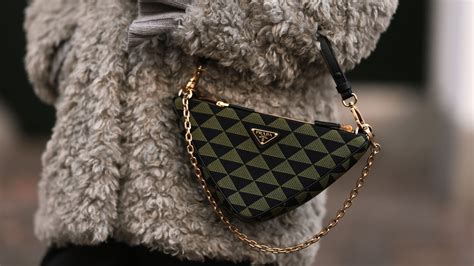 How To Style Designer Bags at David Jasmin blog