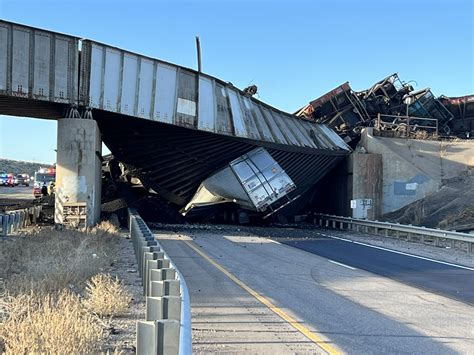 I-25 closed after fatal train derailment north of Pueblo