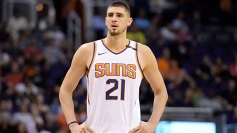NBA Lakers sign Ukrainian 7-footer Len To Team Up With Doncic And LeBron