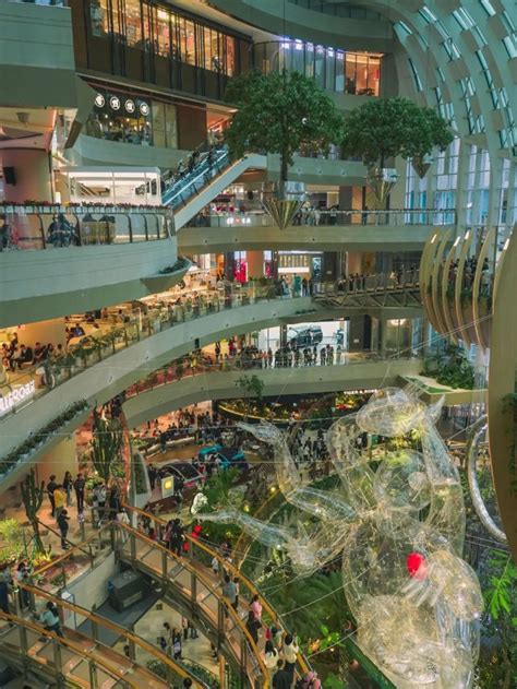 Chongqing Halo Shopping Park 🛒 🏢 | Trip.com Chongqing