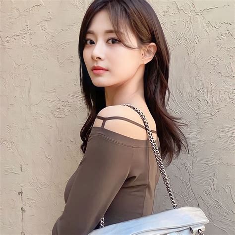 Pin de Egaz D leo en Koleksi 02