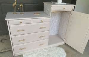 25 beginner-friendly upcycling hacks to transform old furniture