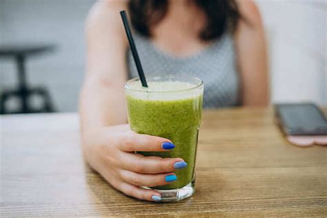 Functions Of An Electric Juicer Machine | Femina.in