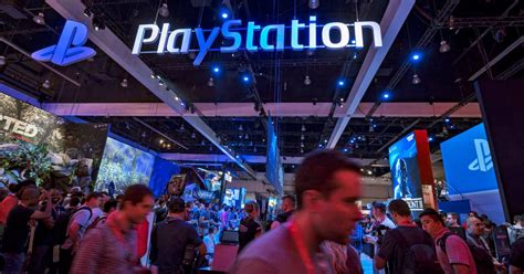Sony To Take Down Facebook Integration On PlayStation 4 - MobyGeek.com
