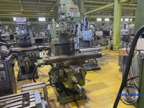 Okuma & Howa Vertical Mill - Model STM-2R in Melbourne, Victoria, Australia