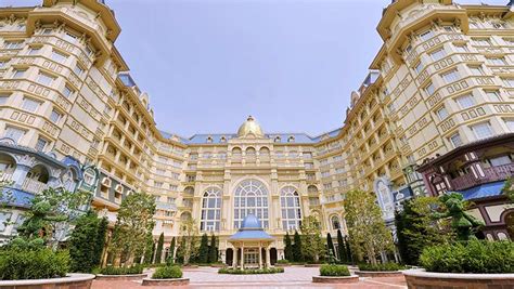 https://media2.tokyodisneyresort.jp/home/hotel/tdh/gallery/tdh_gallery_01.jpg