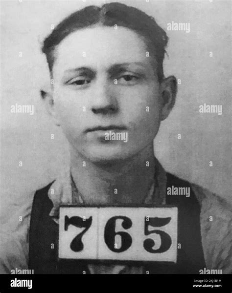 Clyde Barrow (Bonnie and Clyde) mug shot 1930 Stock Photo - Alamy