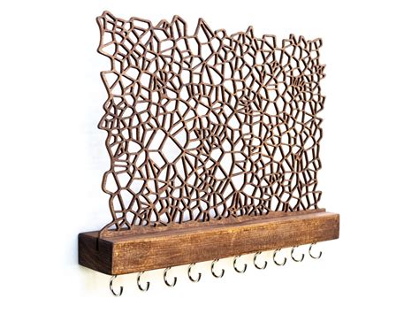 Handgemachter Schmuckdisplay aus Holz für die Wand HOOKS ORGANIC RING ...