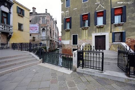 CHARMING HOUSE IQS (Venice) - Hotel Reviews, Photos, Rate Comparison ...