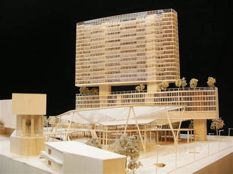 Model-Building Coolest 的图像结果