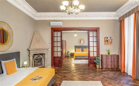 HOTEL PALÁC U KOČKŮ BY ADREZ LIVING, PALACE AT THE CATS (Prague ...