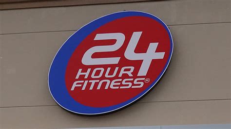 24 Hours Fitness Logo