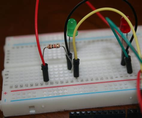 Arduino Bot Two LED Program 的图像结果