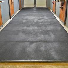 pavimenti per box auto pavimentazione tecnica in gomma per scuderie e stalle pavimenti per box auto pavimentazione tecnica in gomma per scuderie e stalle
