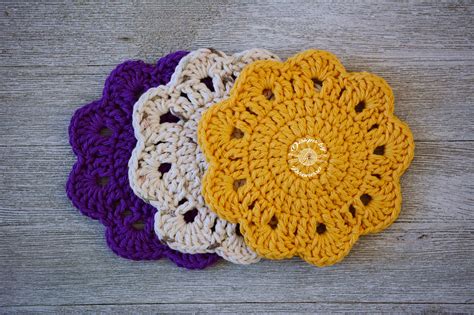 DIY Tutorial Crochet Coaster 的图像结果