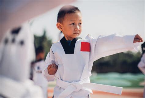 8 Benefits of Martial Arts for Child Development