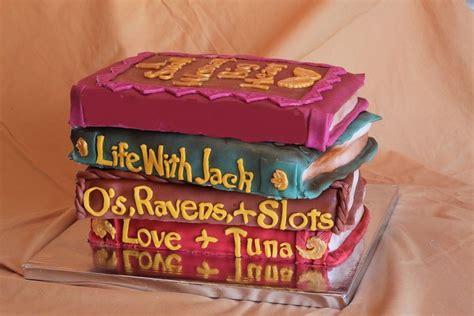 Stack of Book Cakes How To 的图像结果