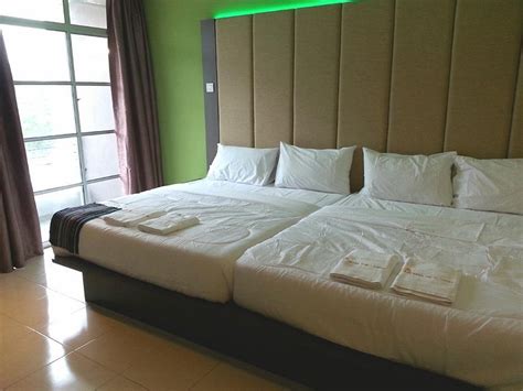OYO 89930 GOLDEN GUEST HOUSE (Kuantan) - Lodge Reviews, Photos, Rate ...