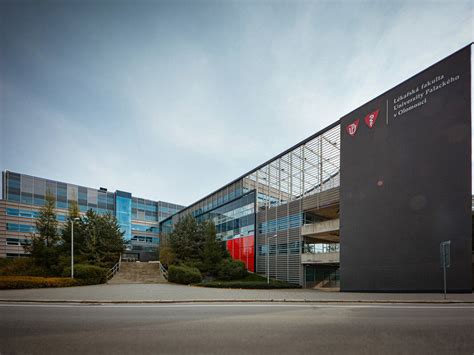 Study in the Heart of Czech Republic - futuretabib