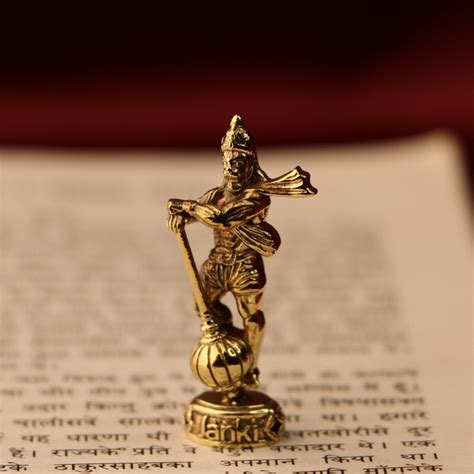 Shri Bajrangbali Hanumanji Idol/Murti in Pure Brass – thejanki.com