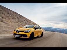 Renault Clio Rs Wallpaper by 2013 Renault Clio Rs 200 Edc Motion Front Angle Wallpapers Renault Clio Rs Wallpaper