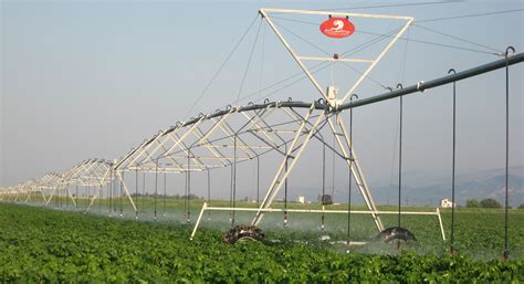 How Much Does A New Center Pivot Irrigation System Cost at Heather ...