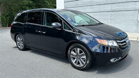 Used 2016 Honda Odyssey TOURING ELITE / VACUUM / WIDESCREEN REAR ...